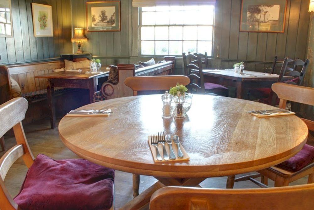 The Tollgate Inn 브래드포드온아본 외부 사진