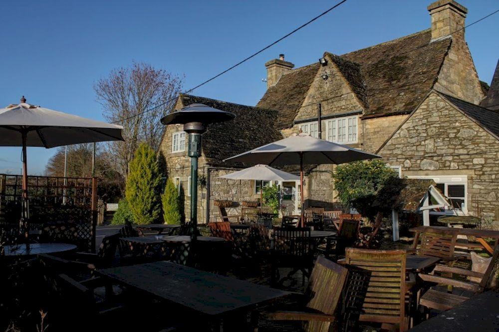 The Tollgate Inn 브래드포드온아본 외부 사진