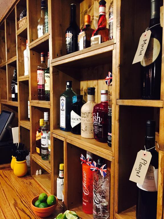 The Tollgate Inn 브래드포드온아본 외부 사진