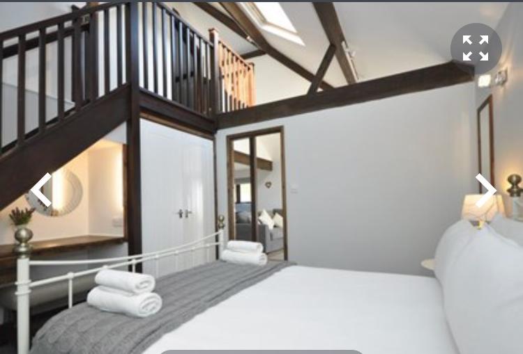 The Tollgate Inn 브래드포드온아본 외부 사진
